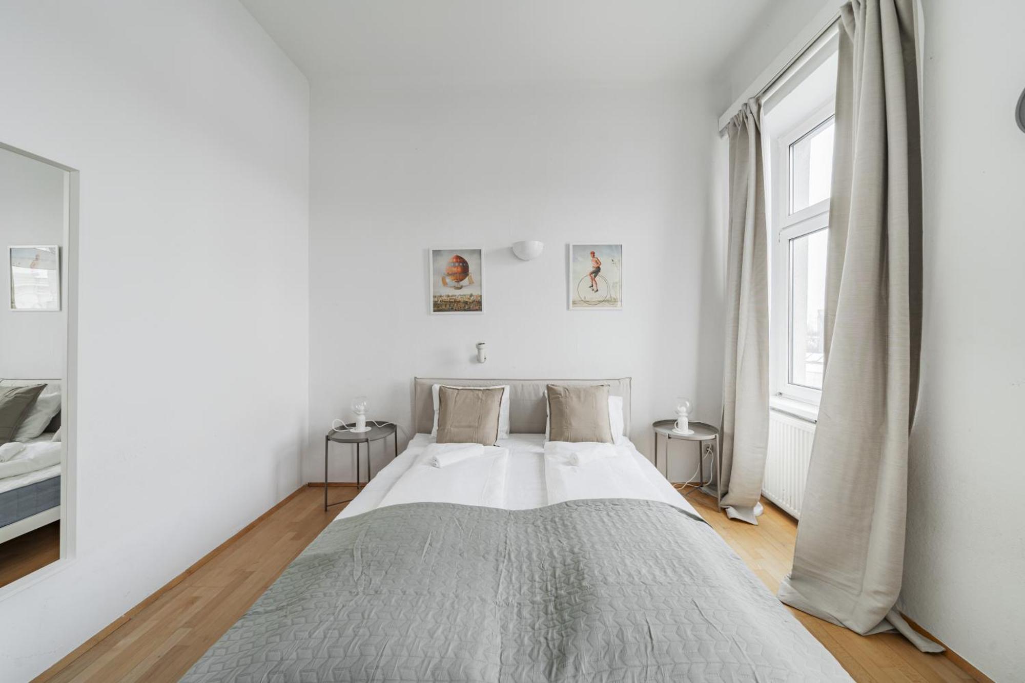 Urban Living - 18th District Aparthotel Vienna